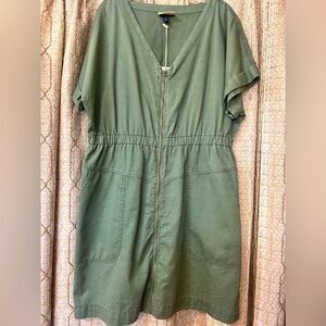 Universal Thread ladies 2x green zip up dress new